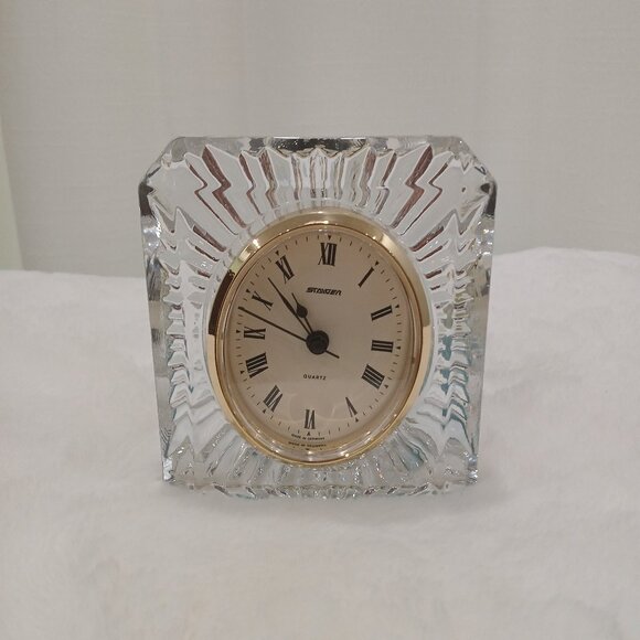 Table Clock - Picture 1 of 2